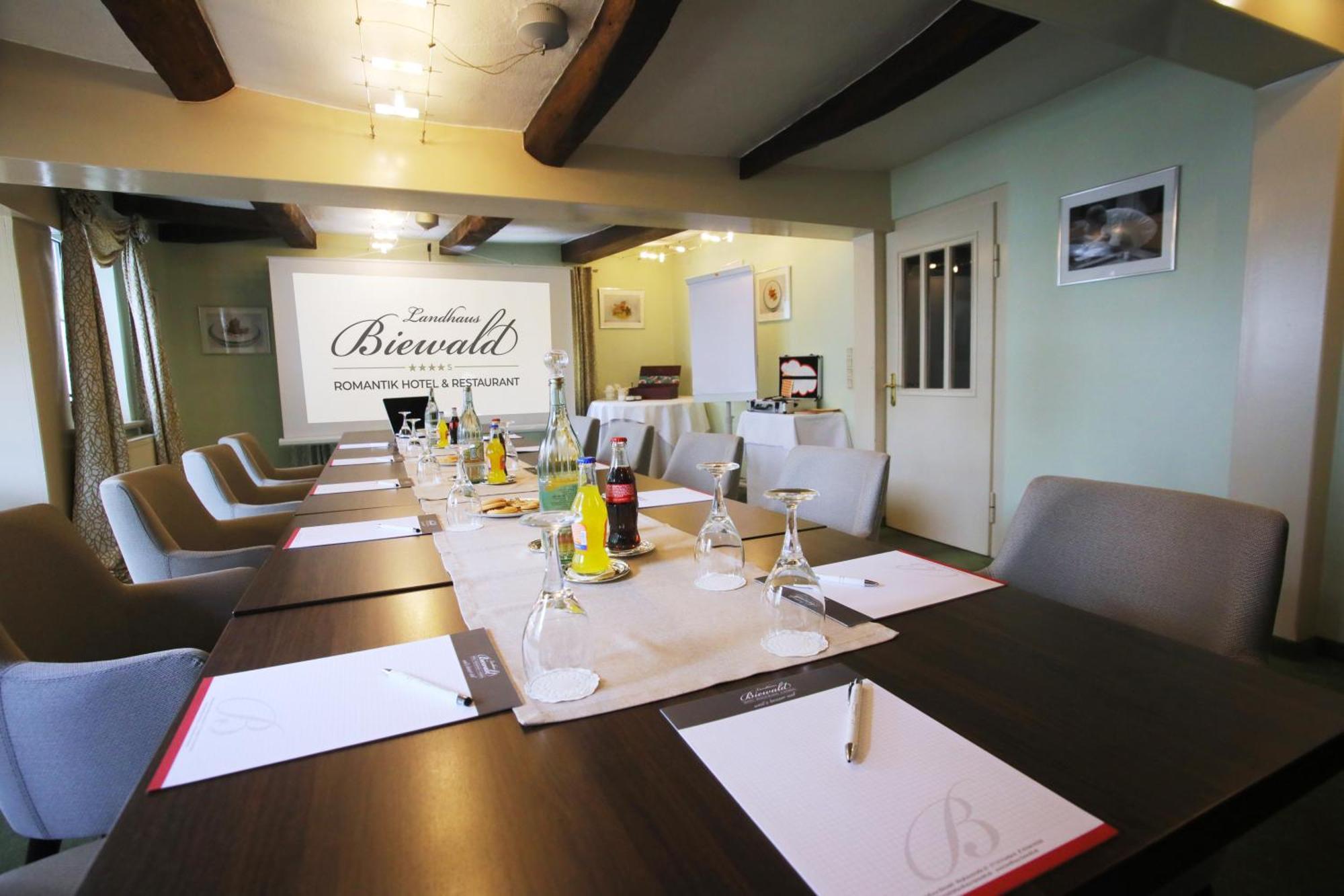 Romantik Hotel Landhaus Biewald Friedland  Bagian luar foto